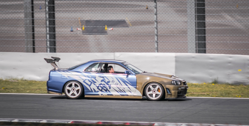 Illustration for article titled This Crazy Car Festival Will Make You Buy Plane Tickets To Japan Right Now